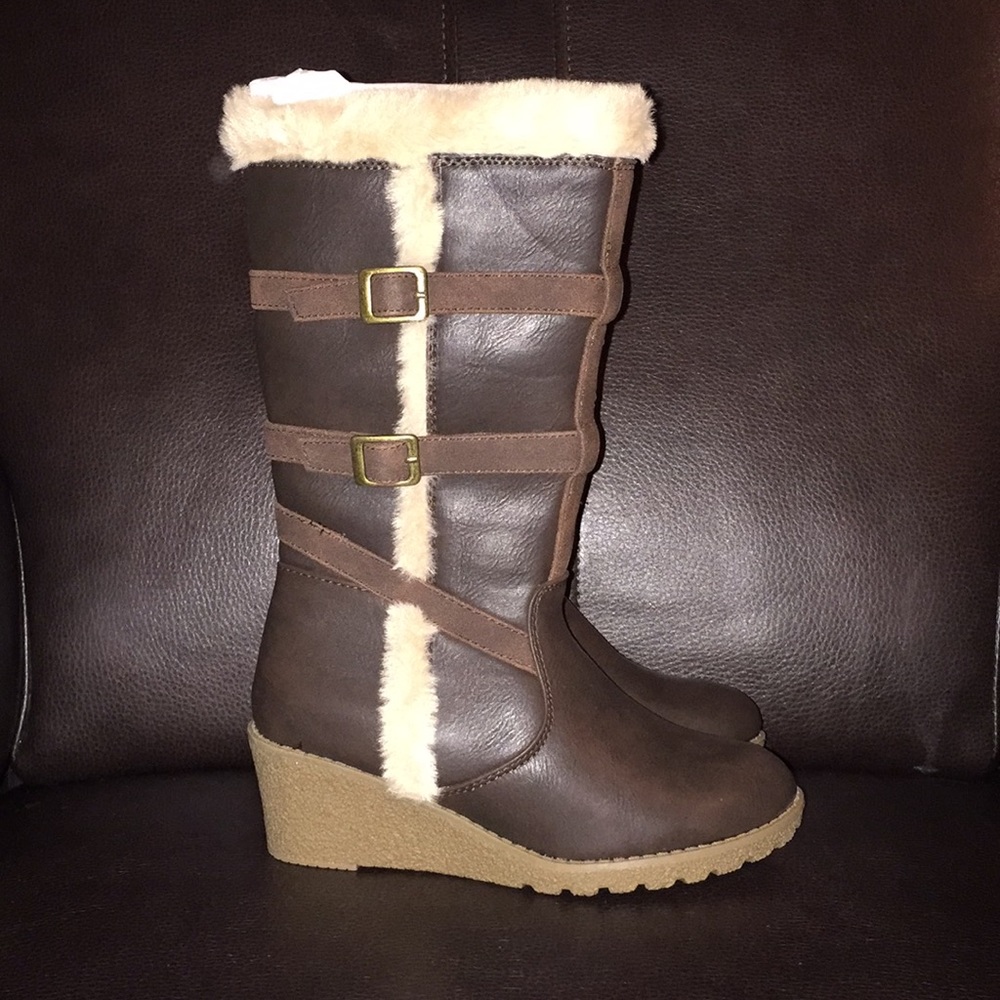 Girls wedge heel boots
